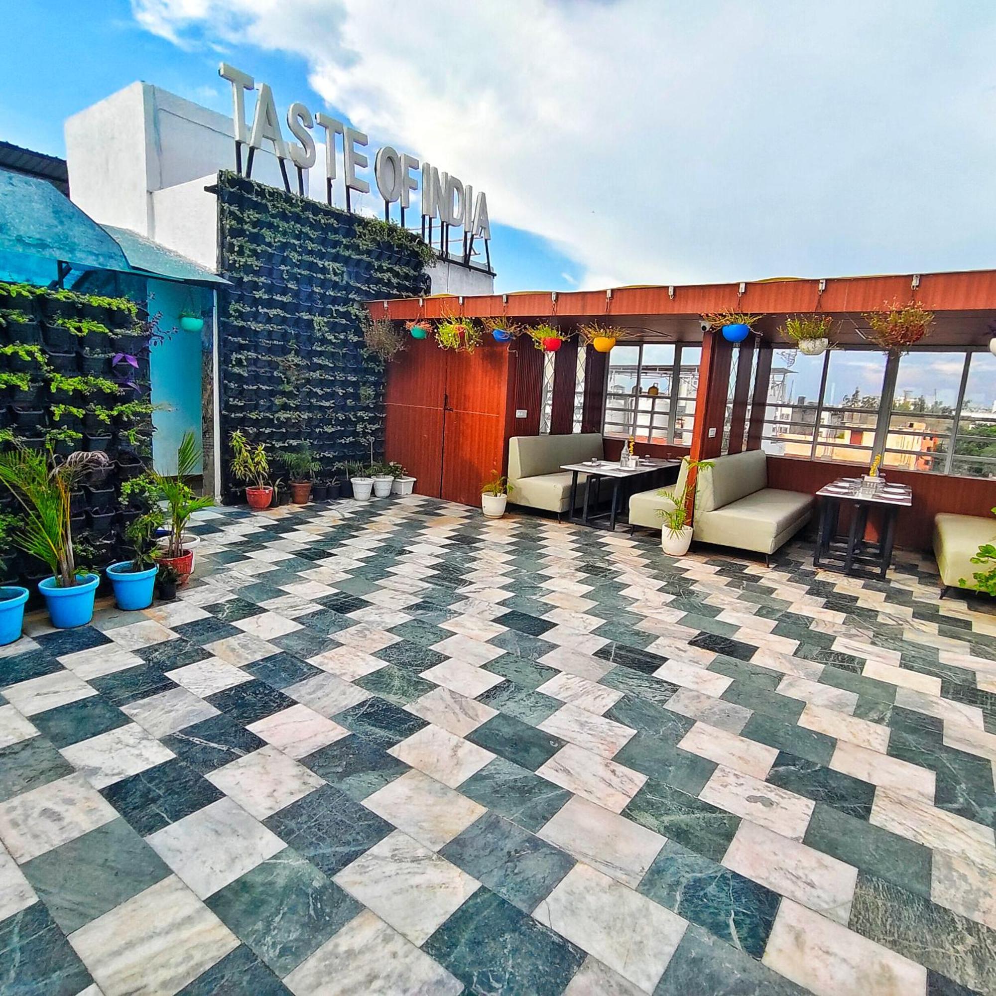 Hotel Taste Of India Agra  Kültér fotó